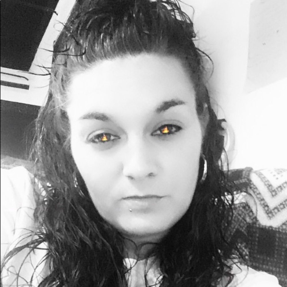 Meet your Posher, Fleshia